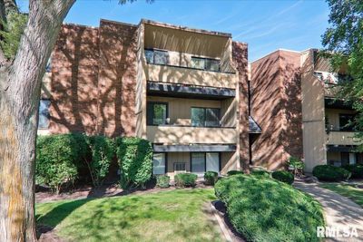 201 - 7001 N Terra Vista Drive, Condo with 1 bedrooms, 1 bathrooms and null parking in Peoria IL | Image 1