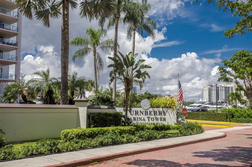 ph-c-19500 Turnberry Way, Aventura, FL, 33180-4847 | Card Image