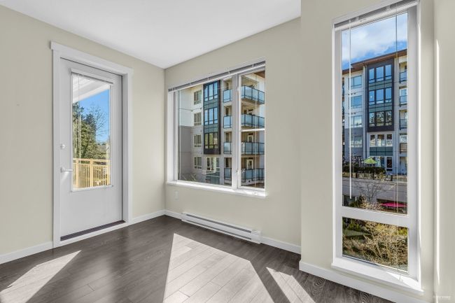 309 - 2665 Mountain Highway, Condo with 2 bedrooms, 0 bathrooms and 1 parking in North Vancouver BC | Image 9