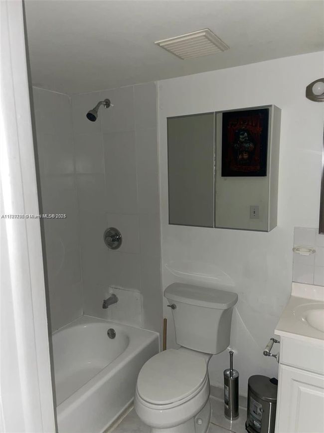 APT-611 - 546 Sw 1 St St, Condo with 1 bedrooms, 1 bathrooms and null parking in Miami FL | Image 10