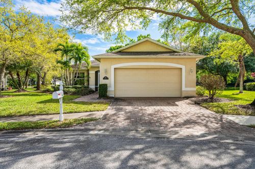 3811 Kitty Hawk Ln Sw, Vero Beach, FL, 32968-4026 | Card Image