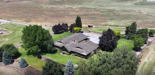 170732 Olsen Road, Grandview, WA, 98930 | Card Image