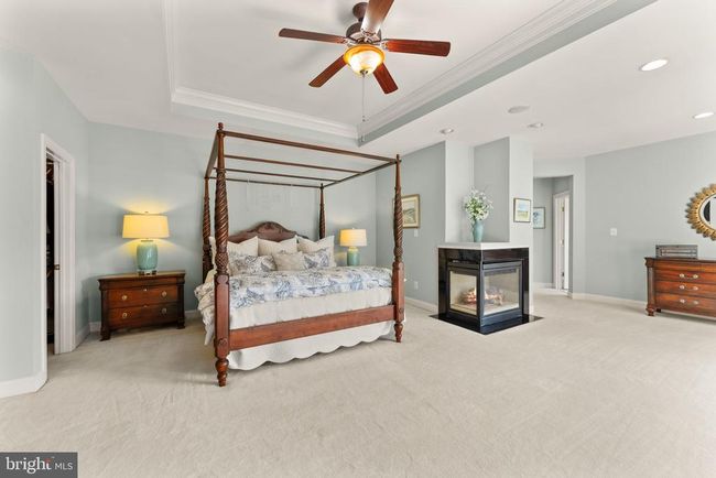 18985 Coreopsis Ter, Townhouse with 3 bedrooms, 4 bathrooms and null parking in LEESBURG VA | Image 38