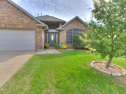 3716 Catamaran Drive, Yukon, OK, 73099 | Card Image