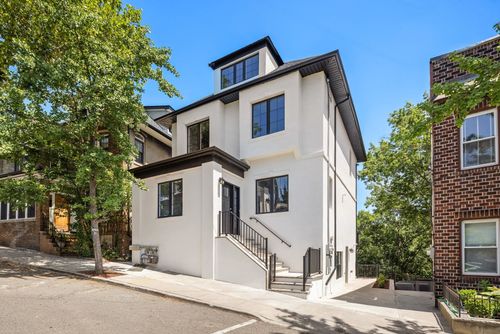 52 Sterling Ave, Weehawken, NJ, 07086-6809 | Card Image