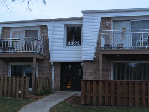 1d-4424 Euclid Ave, Rolling Meadows, IL, 60008-1942 | Card Image