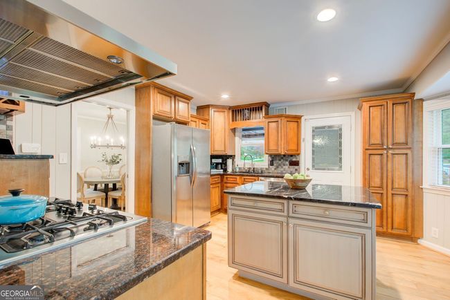 7295 Hunters Branch Dr, House other with 4 bedrooms, 3 bathrooms and null parking in Sandy Springs GA | Image 8