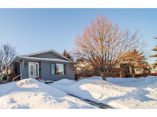 6931 14 Ave Nw, Edmonton, AB, T6K3V4 | Card Image