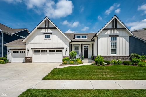 15611 Woodford Dr, Westfield, IN, 46074-7471 | Card Image