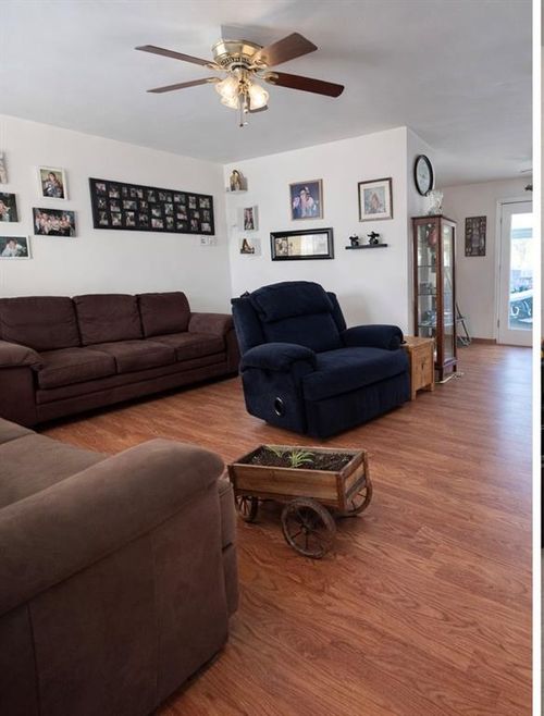 1414 Prospect Dr, Wynnewood, OK, 73098-1016 | Card Image