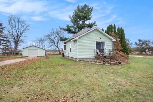 11340 W Willard Rd, Trufant, MI, 49347-9774 | Card Image