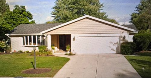 735 Ruskin Dr, Elk Grove Village, IL, 60007-3360 | Card Image