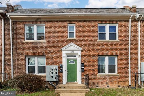 apt-2-1838 C St Se, WASHINGTON, DC, 20003-2526 | Card Image