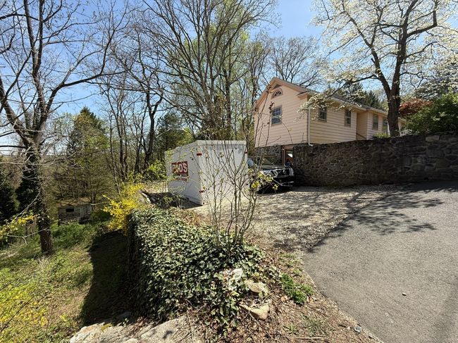 50 Downs Rd, House other with 3 bedrooms, 1 bathrooms and 4 parking in Monroe CT | Image 18