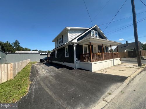 173 S Wolf St, MANHEIM, PA, 17545-1630 | Card Image
