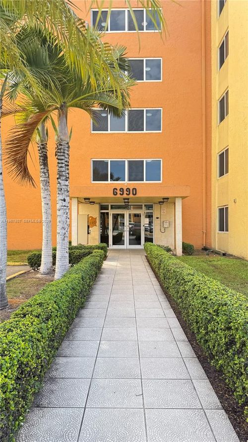 215a-6990 Nw 186th St, Hialeah, FL, 33015 | Card Image