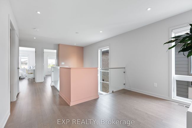 244 Shuttleworth Dr, House attached with 3 bedrooms, 3 bathrooms and 1 parking in Gloucester ON | Image 26