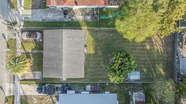 5320 Sw 18 Th St, House other with 3 bedrooms, 1 bathrooms and null parking in West Park FL | Image 21