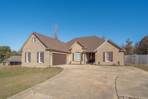 200 Crossridge Cir, Mooreville, MS, 38857-7038 | Card Image