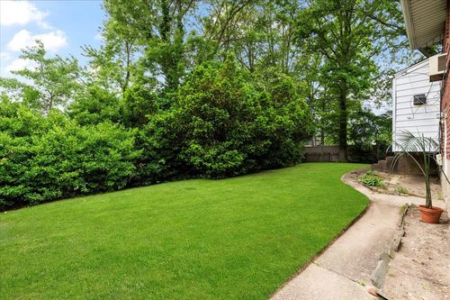 18 Overlook Ln, Plainview, NY, 11803-3208 | Card Image