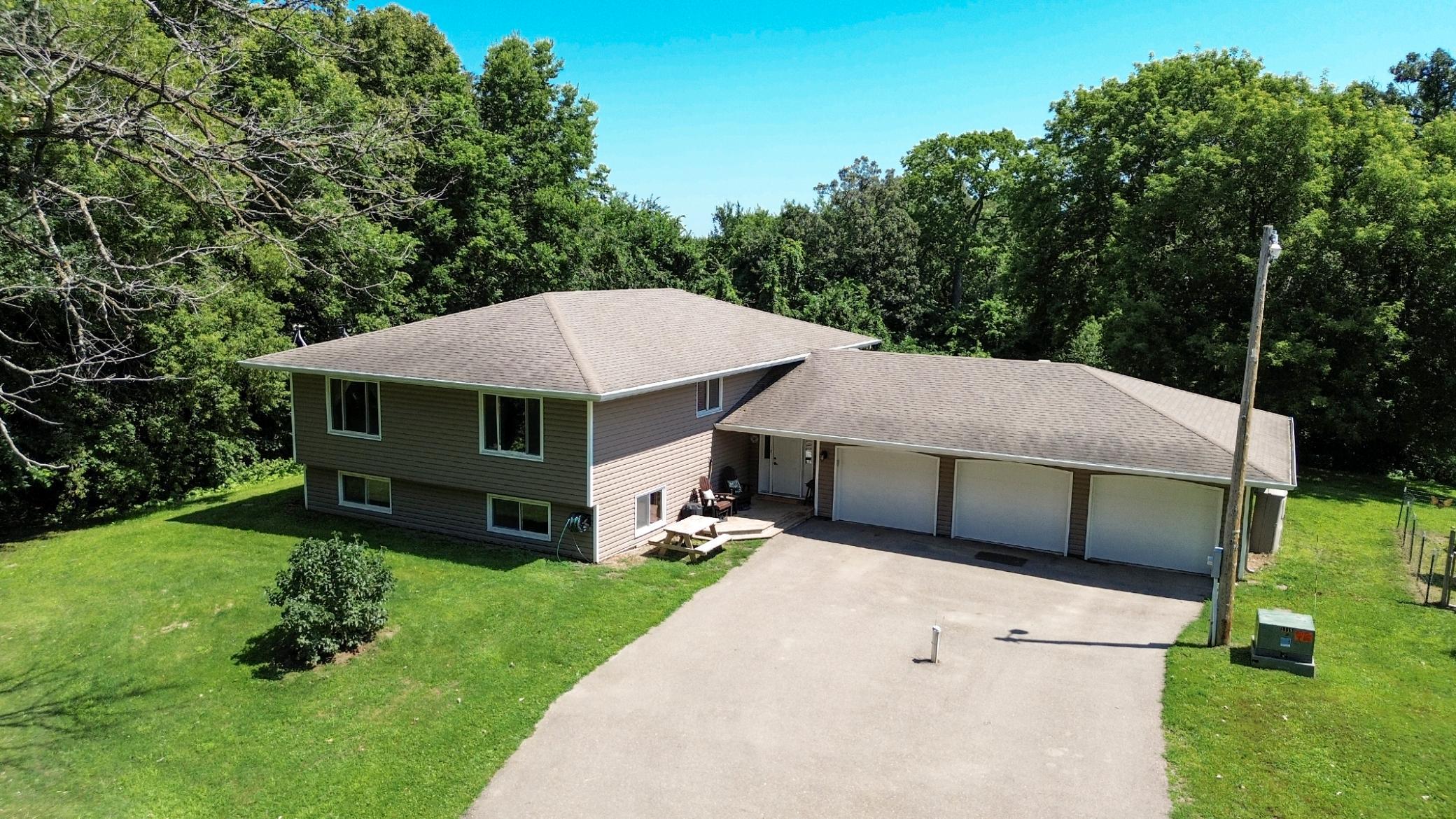 Imperial Ave, Glencoe, MN 55336
