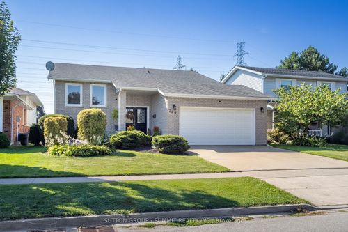 7491 Scholfield Rd, Niagara Falls, ON, L2J4E5 | Card Image