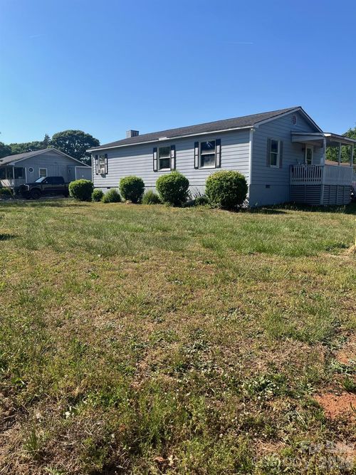11504 Moores Chapel Road, Charlotte, NC, 28214 | Card Image
