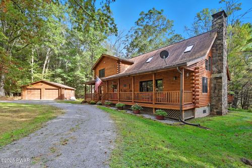 27 The Glade, Damascus, PA, 18415-3638 | Card Image