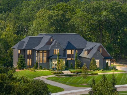 48000 8 Mile Rd, Northville, MI, 48167-9337 | Card Image