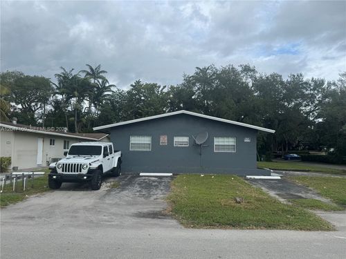 353 Sw 19th Ave, Fort Lauderdale, FL, 33312-1539 | Card Image