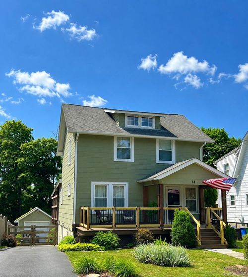 14 Jackson Ave, Middletown, NY, 10940-4108 | Card Image