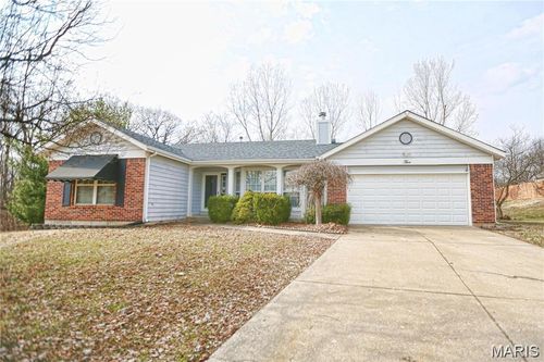 5 Whispering Windsong Ct, O Fallon, MO, 63366-3188 | Card Image