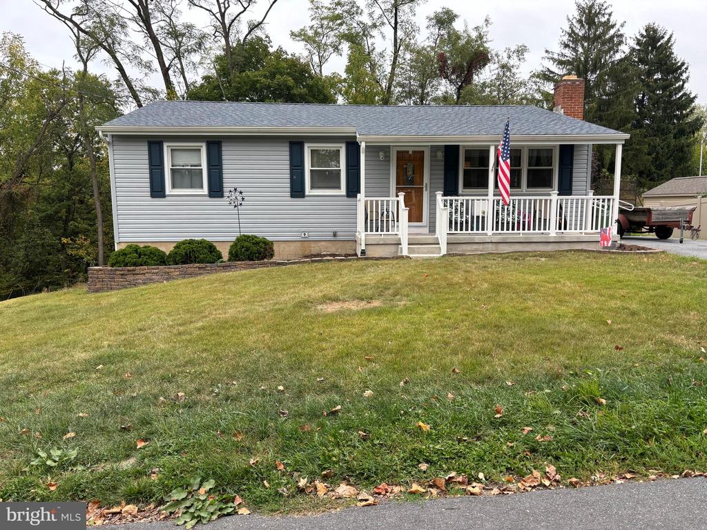 Larchmont Rd, Hummelstown, PA 17036