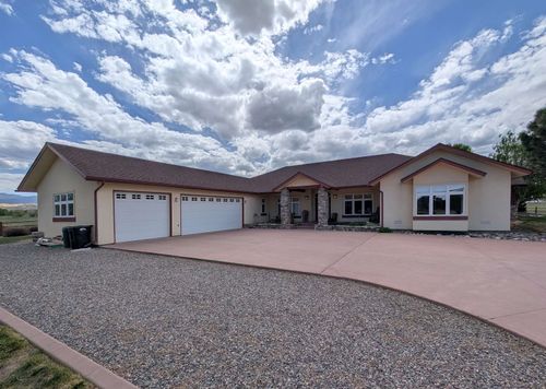 66352 Riverside Rd, Montrose, CO, 81403-8658 | Card Image