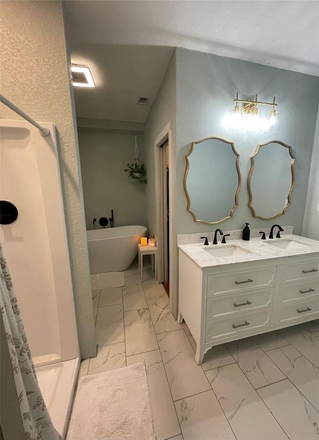 102 Walnut Ave, House other with 4 bedrooms, 2 bathrooms and null parking in Walnut Springs TX | Image 10
