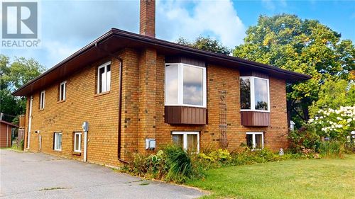 3 Cherry St, Little Current, ON, P0P | Card Image