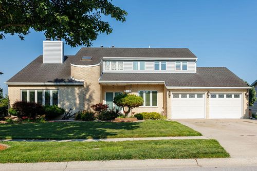 720 Wirtz Road, Crown Point, IN, 46307 | Card Image