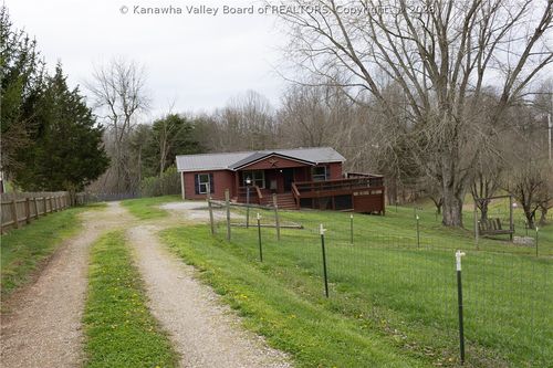 4750 Steele Ridge Rd, Red House, WV, 25168-7700 | Card Image
