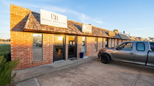 324-320 N Jim Wright Freeway, White Settlement, TX, 76108 | Card Image