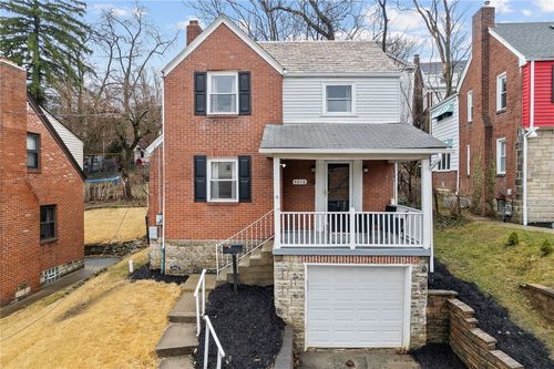 4018 Meadowbrook Blvd, Brentwood, PA, 15227-3416 | Card Image