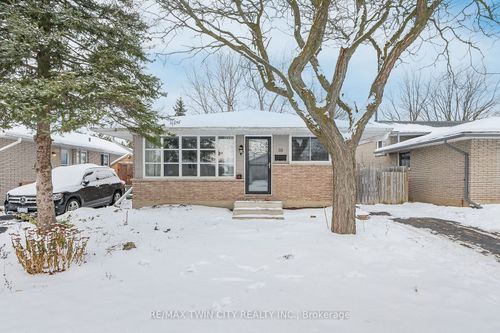 16 Overlea Cres, Kitchener, ON, N2M5A9 | Card Image