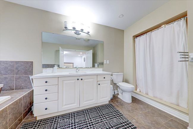 82 Warnford Cir, House other with 7 bedrooms, 5 bathrooms and 4 parking in Ajax ON | Image 26