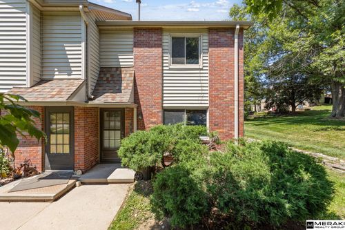 7616 Woolworth Ave, Omaha, NE, 68124-1632 | Card Image