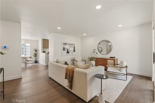 47-2800 Plaza Del Amo, Torrance, CA, 90503 | Card Image