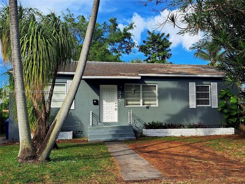 335 Nw 102nd St, Miami, FL, 33150-1450 | Card Image