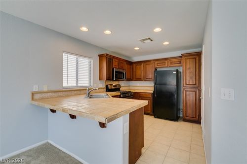 8433 Spencer Canyon St, Las Vegas, NV, 89166-3760 | Card Image
