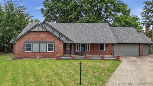 5819 S 83rd East Pl, Tulsa, OK, 74145-7918 | Card Image