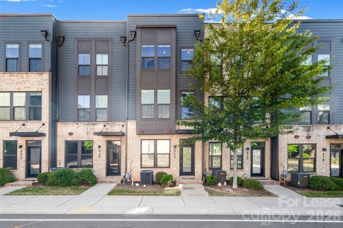 424 Music Hall Way, Charlotte, NC, 28203 | Card Image