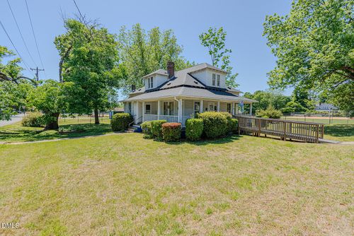 301 W Lee Street, Mebane, NC, 27302 | Card Image