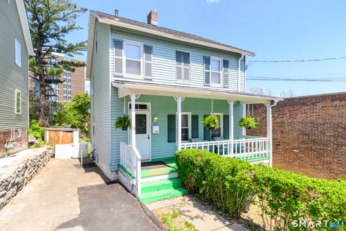 13 Hazel Street, Stamford, CT, 06902 | Card Image